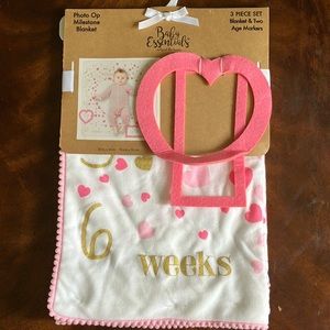 Photo op milestone blanket